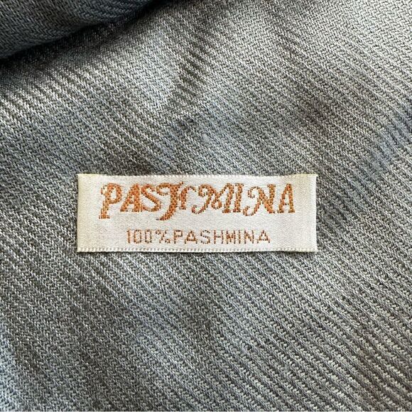 BUNDLE (2) 100% Pashmina Gray Burgundy Scarf - Picture 6 of 13